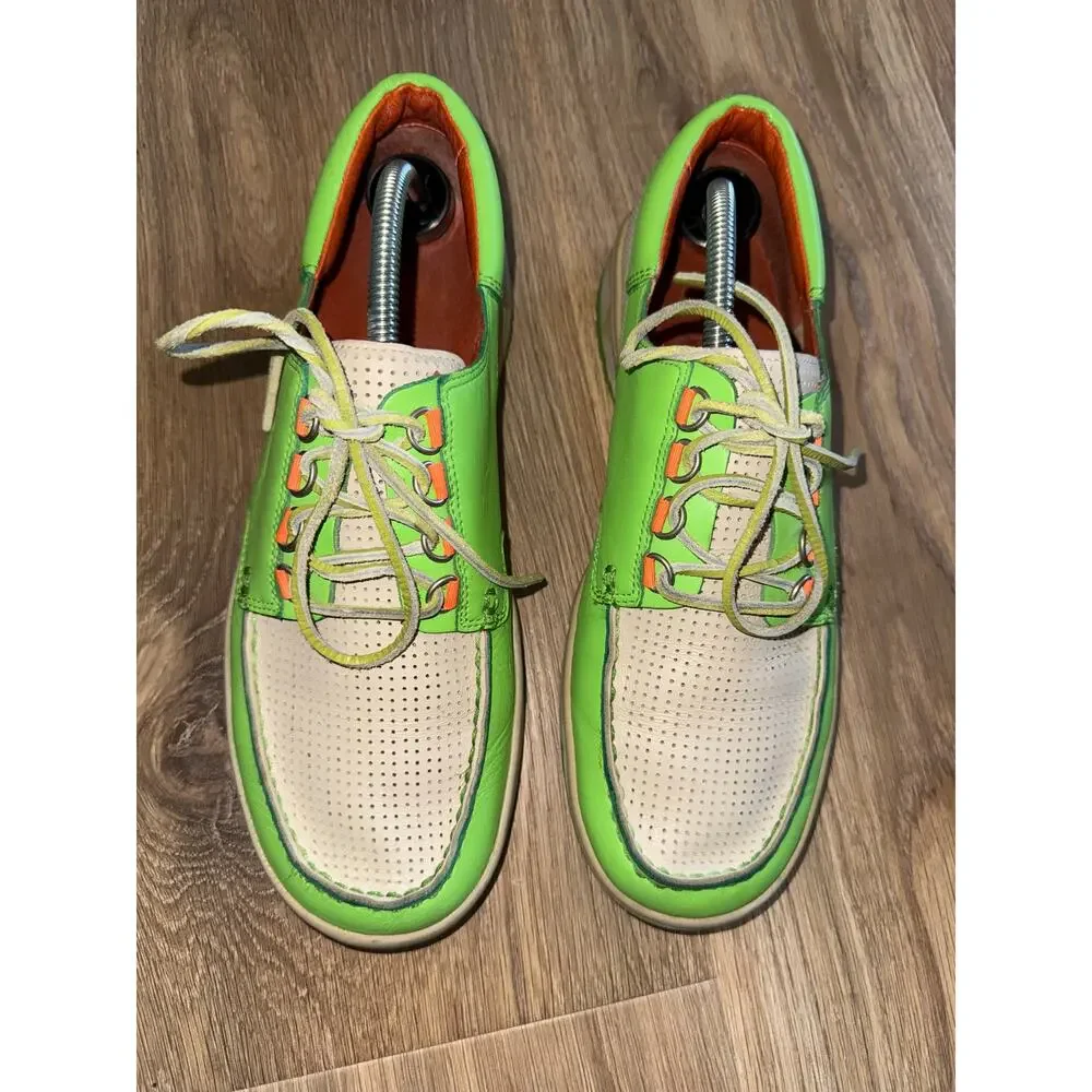 Men’s NIKE MAD JIB Leather Boat Shoes - size 10.5 - S1